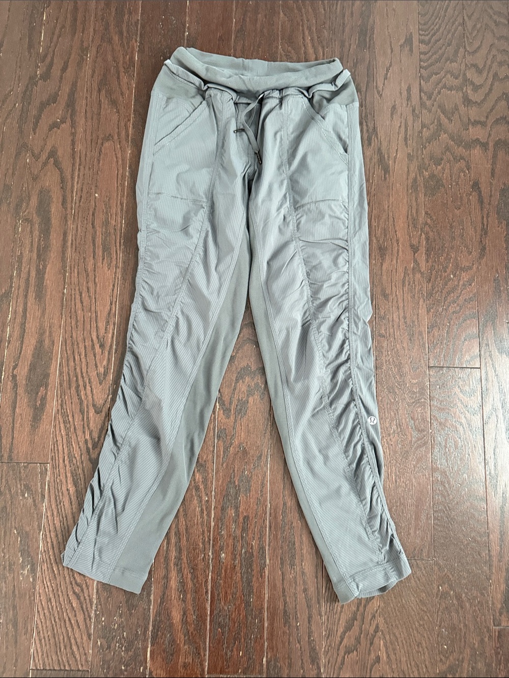 Lululemon Gray Athletic Drawstring Pants Size 4